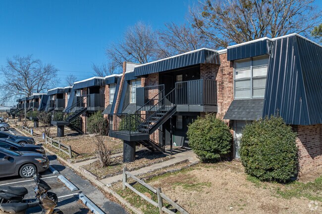 Building Photo - Southbrook Apartments