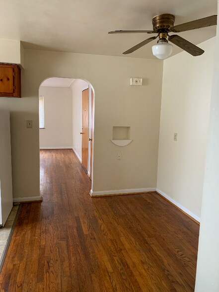 Building Photo - 2258 Salvador St