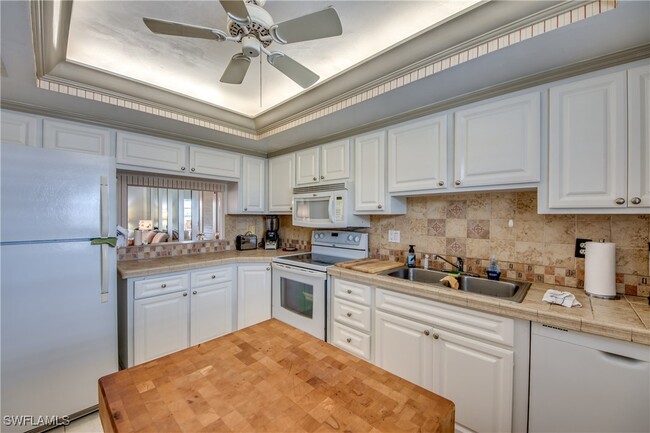 Building Photo - 8741 Lueck Ln
