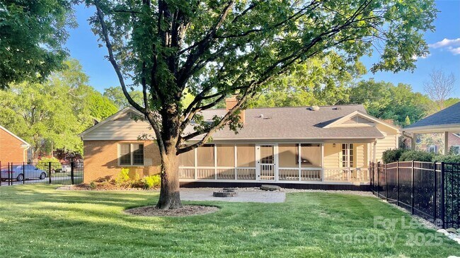 Building Photo - 6810 Rosemary Ln