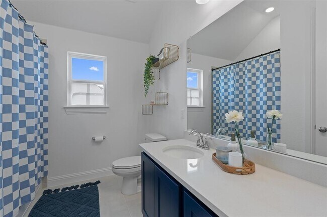 Building Photo - 20240 Smedley Dr