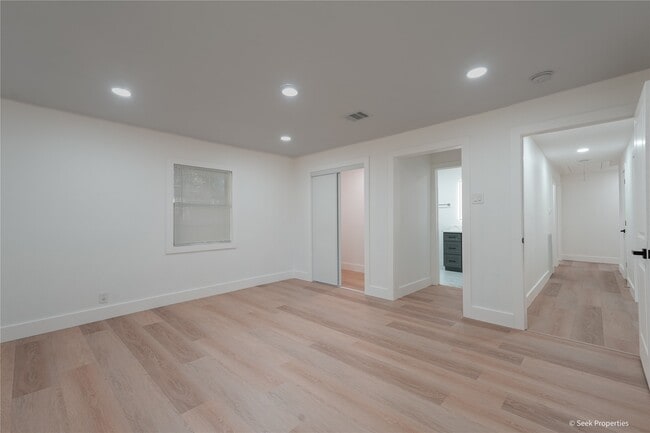 Building Photo - 7942 Hammerly Blvd
