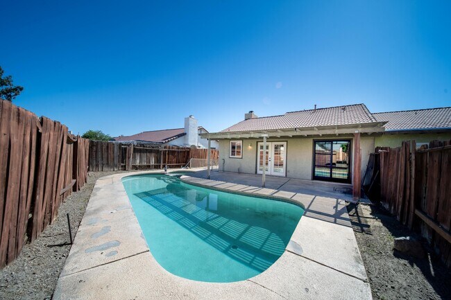 Building Photo - 81402 Palmwood Dr