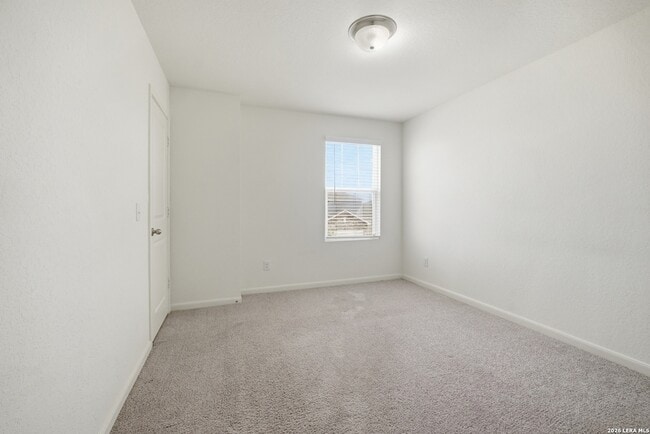 Building Photo - 8355 Falcon Meadow Dr
