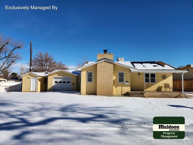 Primary Photo - Rancher with a basement!