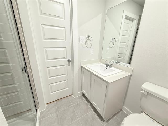 Building Photo - 1000 Rosemary Hl Dr