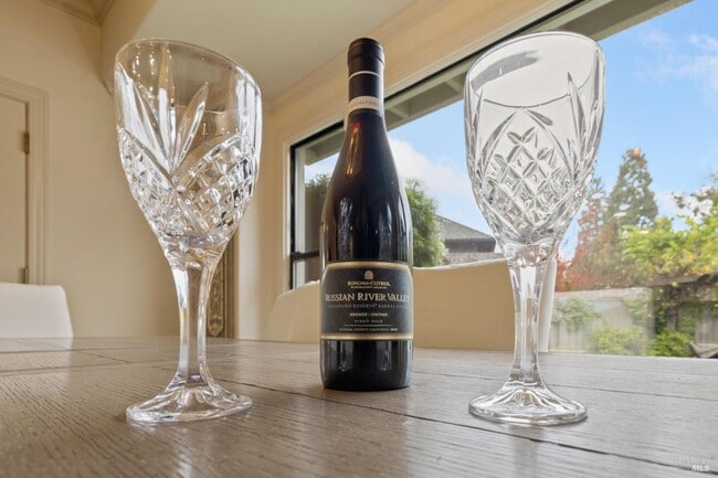 Building Photo - 470 Eastin Dr