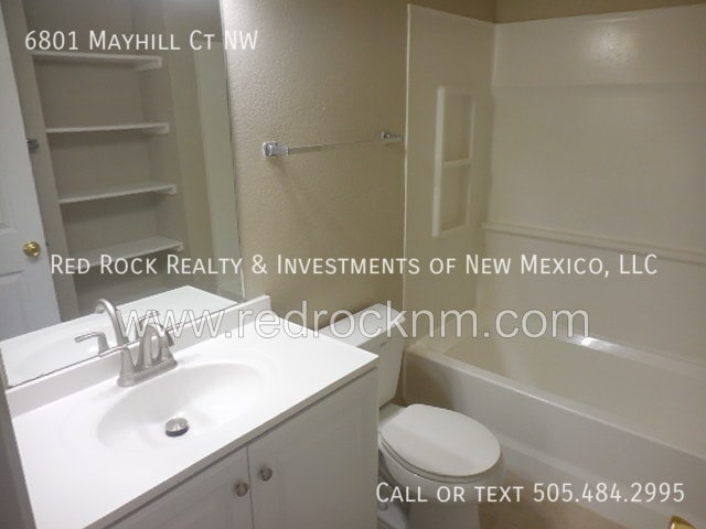 Building Photo - 6801 Mayhill Ct NW