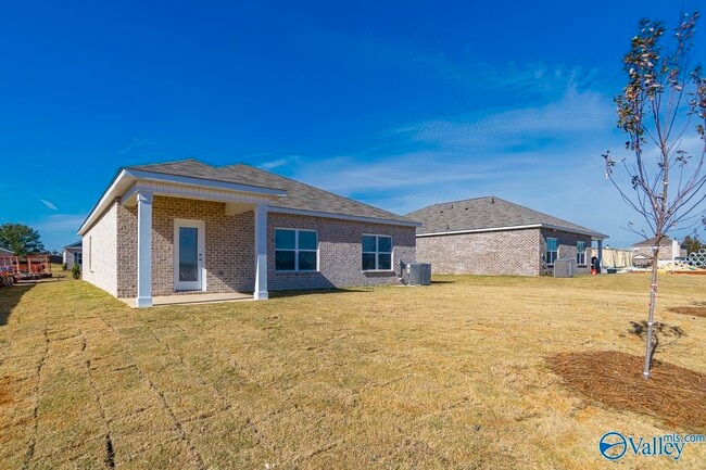 Building Photo - 103 Betty Williams Dr