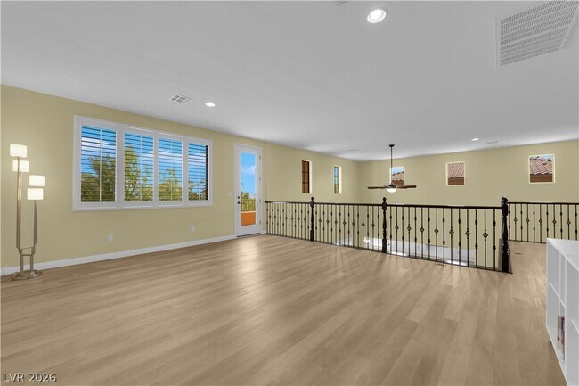 Building Photo - 608 Highland Bluff Way