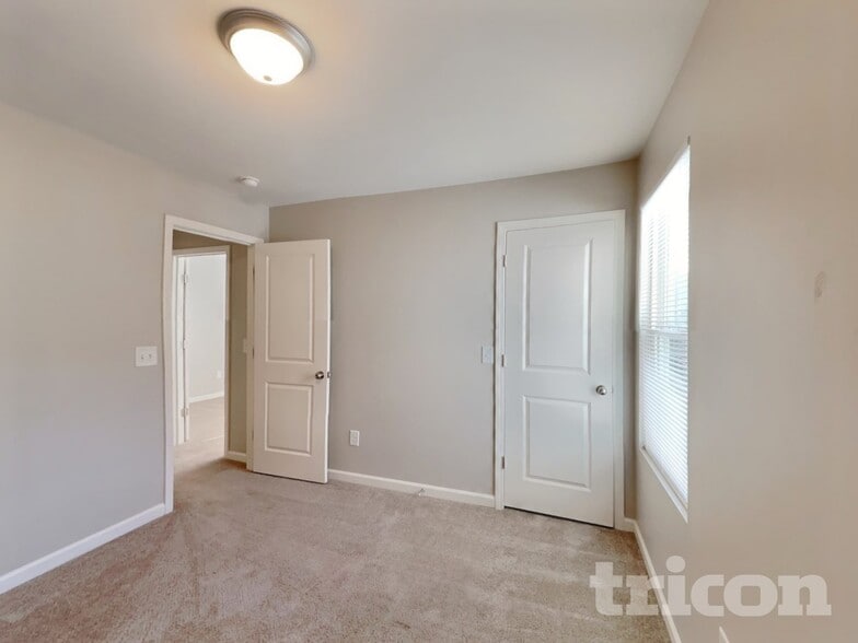 Building Photo - 963 Bitting Hall Cir