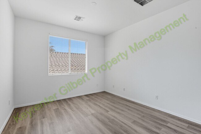 Building Photo - Beautiful 5 bed / 3 bath Home in the San Tan Heights Community of San Tan Valley