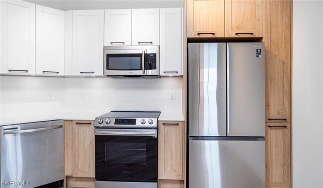 Building Photo - 22980 Vista Edera Cir