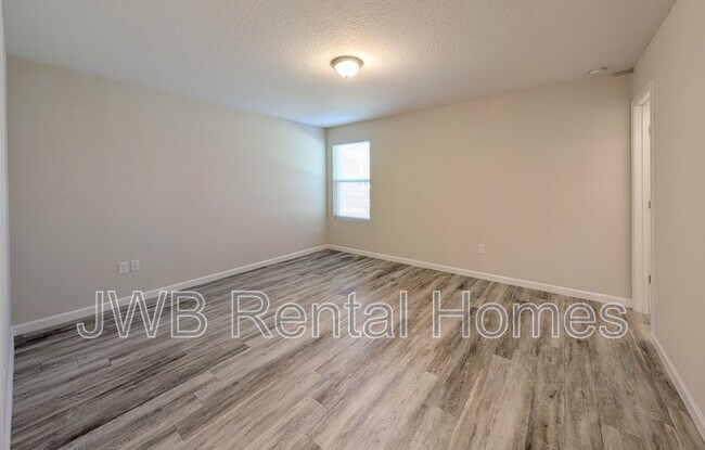 Building Photo - 5215 Missouri Ave