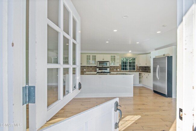 Building Photo - 8369 Sausalito Ave