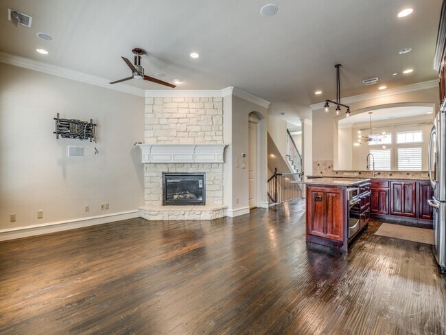 Building Photo - 7927 Osborn Pkwy