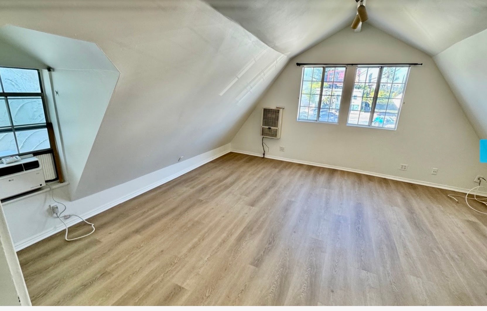 Building Photo - 459 N Alfred St