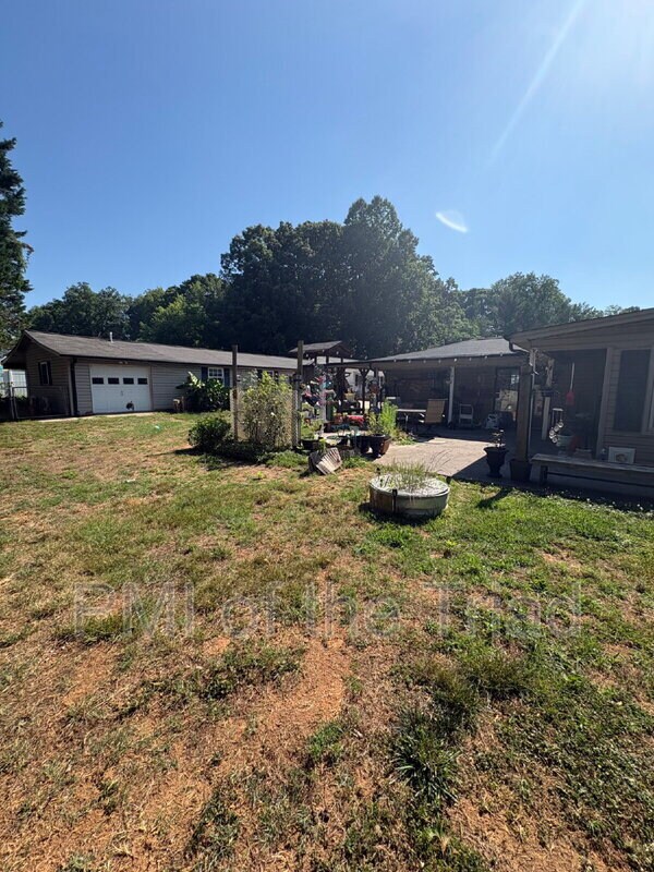 Building Photo - 1349 Amylee Trail