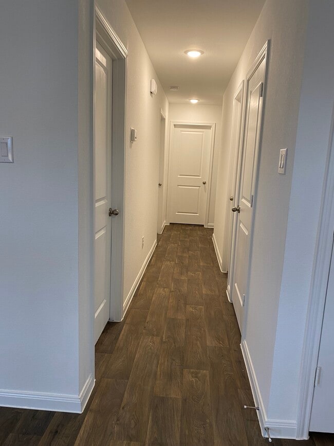 Building Photo - 9710 Ruby Stone Wy