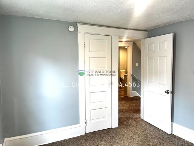 Building Photo - 2291 11th St SW