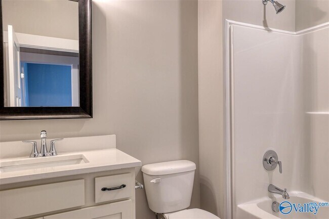 Building Photo - 115 Rio Grande Wy