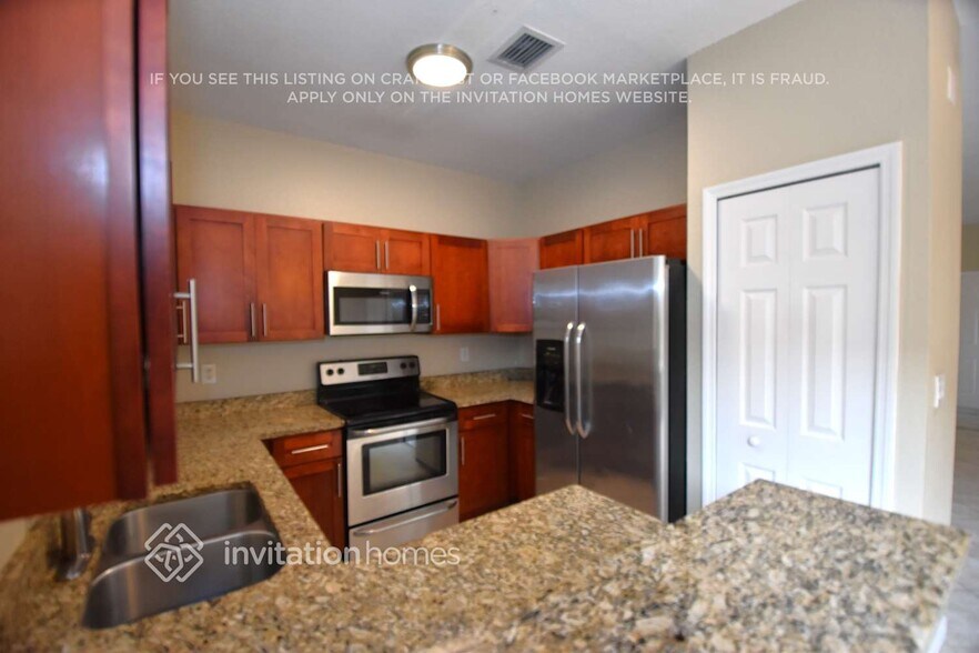 Building Photo - 12533 SW 125th Ct