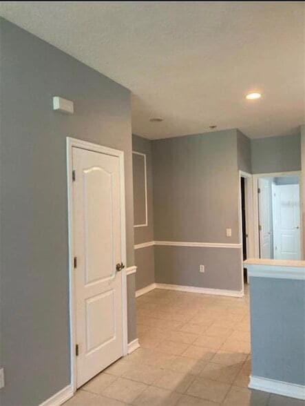 Building Photo - 6710 Lake Camden Way