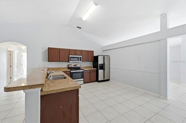 Building Photo - 1158 Perpignan Ct