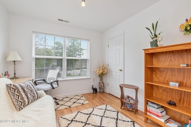 Building Photo - 205 Conover Pl