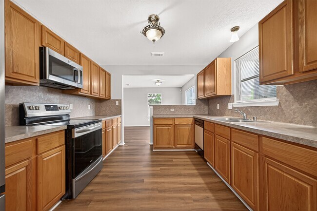 Building Photo - 4115 Sand Ripple Ln
