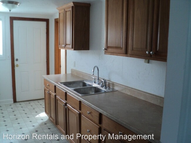 Building Photo - 1540 NW 39th St