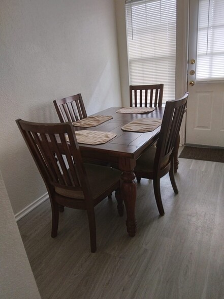 Dining Room - 4406 Abigail Dr