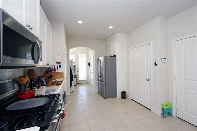 Building Photo - 4404 Blackjack Oak Dr