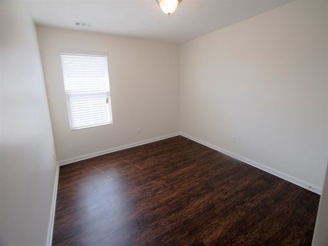 Building Photo - 222 Dogwood Cir