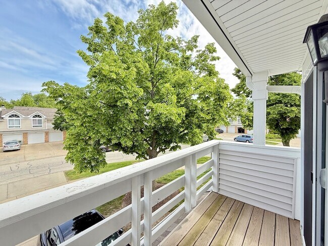Building Photo - 1077 Courtland Dr