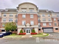 Building Photo - 6203 Fernandez Ct