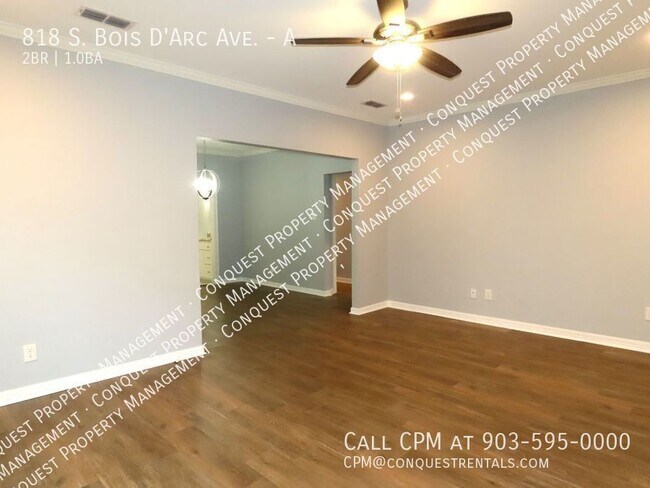 Building Photo - 818 S Bois D Arc Ave