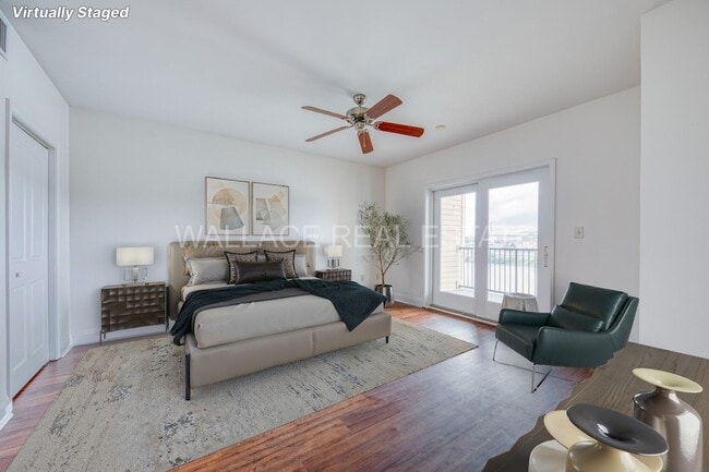 Building Photo - 3 BEDROOM CONDO IN RIVER TOWNE - A GATED LAKEFRONT COMMUNITY!!