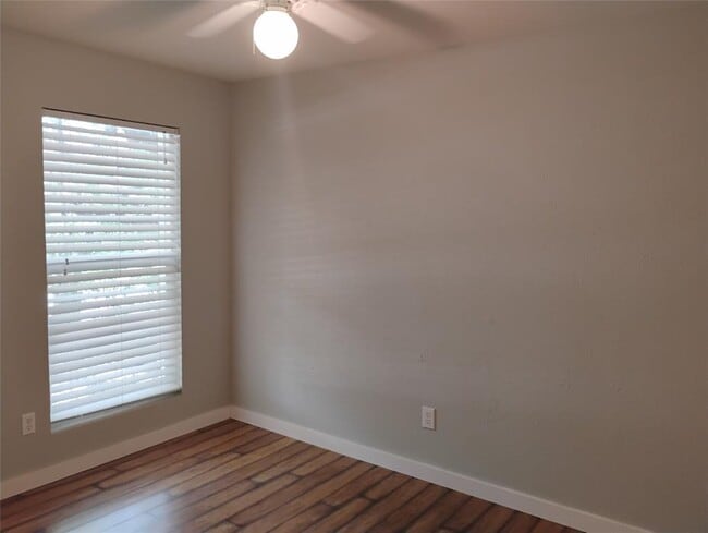 Building Photo - 2018 Ramona Cir