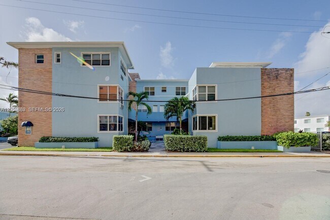 Building Photo - 326 Harrison St