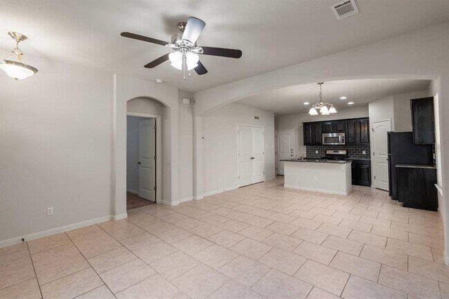 Building Photo - 11400 W Parmer Ln