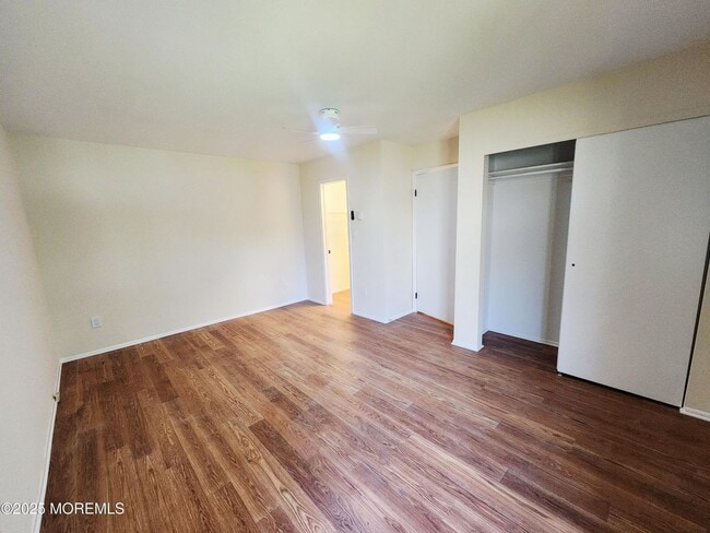 Building Photo - 38 Meadow Green Cir