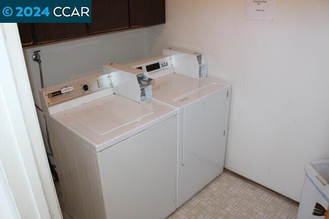 Building Photo - 1531 Liberty St