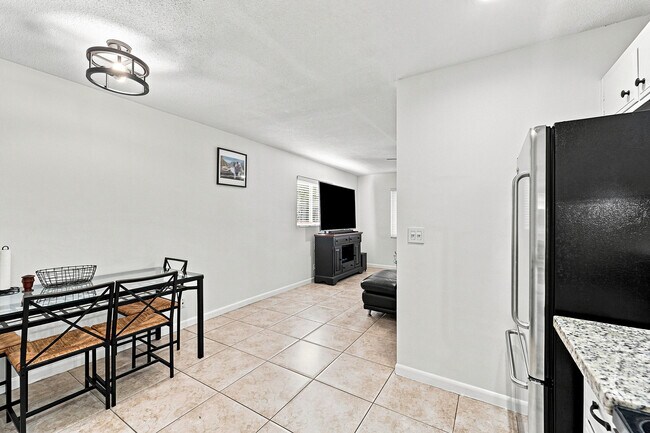 Building Photo - 2908 NW 48th St