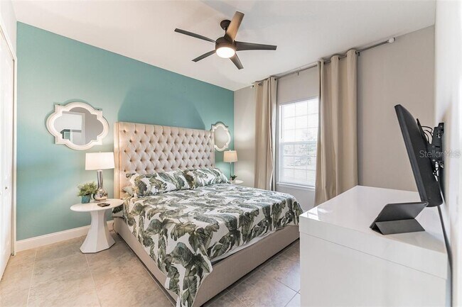 Building Photo - 490 Captiva Dr