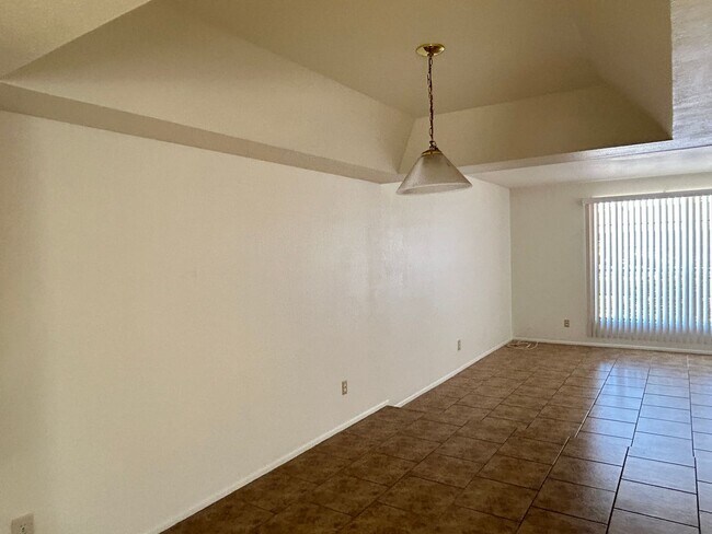 Building Photo - BEAUTIFUL COUNTRY MEADOWS! **NO HOA**