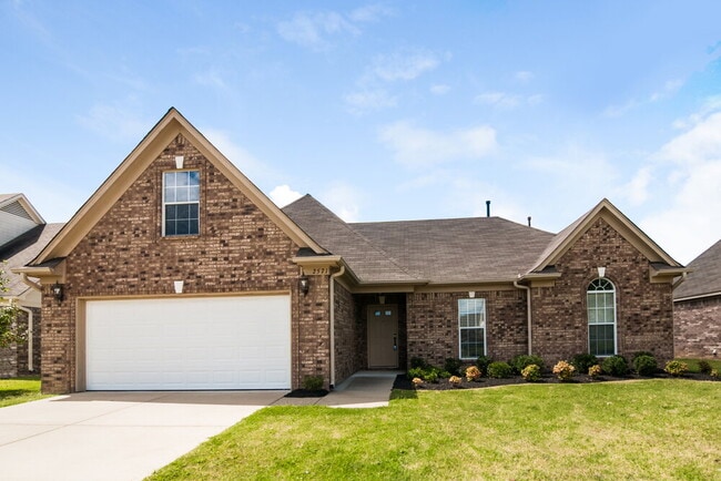 Building Photo - 2571 Blue Ridge Dr