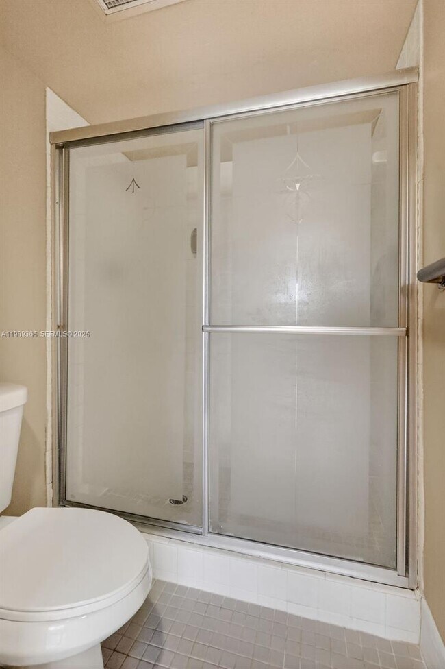 Building Photo - 12500 SW 5th Ct