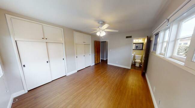 Building Photo - 5532 Mary Ln Dr