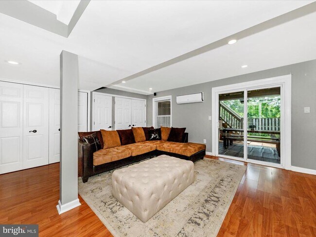 Building Photo - 9326 Taverney Terrace